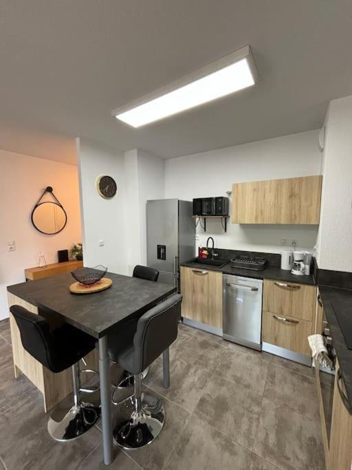 Jolie Appartement En Residence Бастія Екстер'єр фото